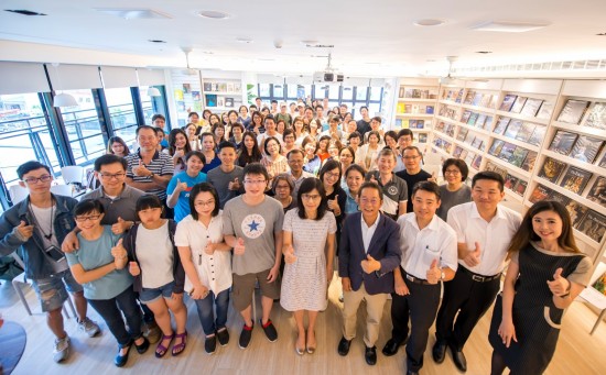 感謝理財專家 燕俐老師的蒞臨，也感謝參與新業(yè)名人講座的您！讓我們一同迎接值得期待的美好未來。