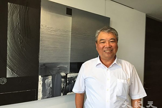 穆椿松喜歡閱讀，數(shù)字能力強，業(yè)界喜歡找他談古論今