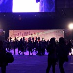 2019年10月20日週日清晨，天色尚未醒轉(zhuǎn)，臺(tái)中市政府前廣場(chǎng)早已熱鬧滾滾，打出的光，照耀著預(yù)備的跑者，更顯耀眼。