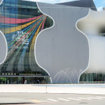 一年一度的新業(yè)藝文日，邀請新業(yè)住戶相聚『臺中國家歌劇院』，共赴一場身歷其境的職人音樂劇，度過充滿知性的週末午后。