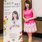 身為健康、瘦身調(diào)理方面的專家，怡里營養(yǎng)師也?；钴S於各大電視節(jié)目，感謝營養(yǎng)師親臨新業(yè)與我們家族一同分享健康的美好