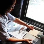 不只是在會議桌上的研討，建築設計師以獨到眼光，讓板材沐浴於自然光中，找出板材與您匹配的理由。