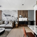 大理石牆與桌巧妙地為生活一一妝點(diǎn)低調(diào)奢華與質(zhì)感，不變的卻是溫馨的日常。