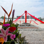 沙鹿蜜境【微丘森鄰】，在5/16吉時(shí)舉行開(kāi)工典禮，建築謙藏在花海綠海中，期盼共好森活。