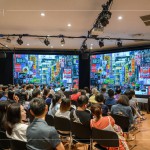 在講師的幽默敘事下，現(xiàn)場歡笑不斷，迎來笑意盈盈的午后時光。