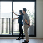 驗(yàn)屋路上新業(yè)一直都在，客服同仁全程陪同，解答疑慮，品質(zhì)把關(guān)是我們的職責(zé)。