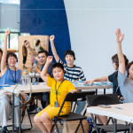 活動(dòng)尾聲的QA時(shí)間，來賓與講師熱烈互動(dòng)，從走訪建築到藍(lán)曬藝術(shù)的創(chuàng)作，現(xiàn)場氣氛溫暖而熱情。