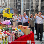 以新業(yè)建設(shè)名譽董事長穆椿松先生為首，率領(lǐng)同仁一同祭拜祈福。祈求接下來的建築程序一切順利、未來住戶安居和樂。