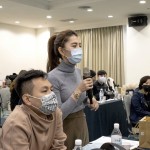 彼此結(jié)識(shí)未來(lái)的好鄰里好厝邊，現(xiàn)場(chǎng)住戶(hù)一一輪流自我介紹。