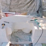 工欲善其事，必先利其器，『時(shí)光之河』於2018年初冬時(shí)節(jié)動(dòng)工製作，西班牙雕塑家Nando Alvarez駐村臺(tái)中三周，打造一座跨越時(shí)空的時(shí)光之河。