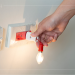 廚房與客廳「不斷電系統(tǒng)」的貼心配置，在停電時(shí)，還可做為緊急使用，使冰箱食物持續(xù)保鮮。