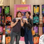 藉由新業(yè)FUN映所的機(jī)會(huì)，和三五好友、閨密、家人相聚，歡愉的心情溢於言表。