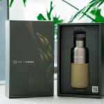 獻上一份溫暖的心意–新業(yè)客製化海迪保溫壺，感謝講師遠道而來的分享，將新業(yè)的陪伴融入在日常中。