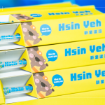 客製化的河貍環(huán)保吸管，用活力的黃色搭配建築ICON，可愛之餘也為環(huán)境盡一份心力。