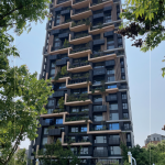 四面豐富造景，創(chuàng)造出建築不同、多變的表情，進(jìn)一步打造國際級都會住宅的完整視野。