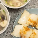 活動的尾聲，享用煎好的蘿蔔糕同時，吳師傅更精心準備了百菇鮮雞湯，在這寒冷的周六午後，暖胃也暖心。