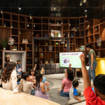 體驗(yàn)活動(dòng)—繪本說(shuō)故事，由『荒野保護(hù)協(xié)會(huì)』志工帶領(lǐng)，當(dāng)天共三個(gè)場(chǎng)次，跟著小石虎來(lái)到臺(tái)中筏子溪，踏上探險(xiǎn)旅程，透過(guò)寓教於樂(lè)，推廣環(huán)境保護(hù)與生態(tài)保育。