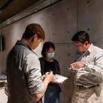 琉璃、金屬、燈光、高度…等，每一個選擇與決定背後，都需經(jīng)跨部門團隊的專業(yè)評估。