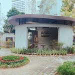 新業(yè)除了打造一景收納群書，也不定期捐贈書本，讓愛書人在這裡沉澱思緒。這裡是書的家，或許也是每一顆飄流心的棲身之所。