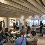 打造樹屋的概念，楊家凱建築師分享著設(shè)計的初衷與理念。