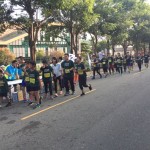 不僅是大人，小朋友也加入了「挑戰(zhàn)組」跑者的行列！這群認真跑步的小朋友也為活動增添許多亮點！