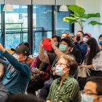 新業(yè)家族紛紛舉起手機，將這片土地的美景納為口袋名單，也期待著實際探訪的那一天。