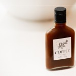 以開(kāi)水潤(rùn)口讓口腔味蕾留白，細(xì)品風(fēng)味果醬的多層次韻味，感受馬告南莊橙『優(yōu)雅的苦』、『刺激的麻』。