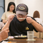 用嗅覺喚醒記憶與感官，捕捉起司的香味層次，讓入口的感受更完整細膩。