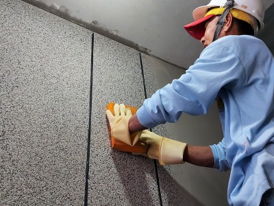 新業(yè)心美學(xué)｜從抿石工法中洞見(jiàn)職人心境